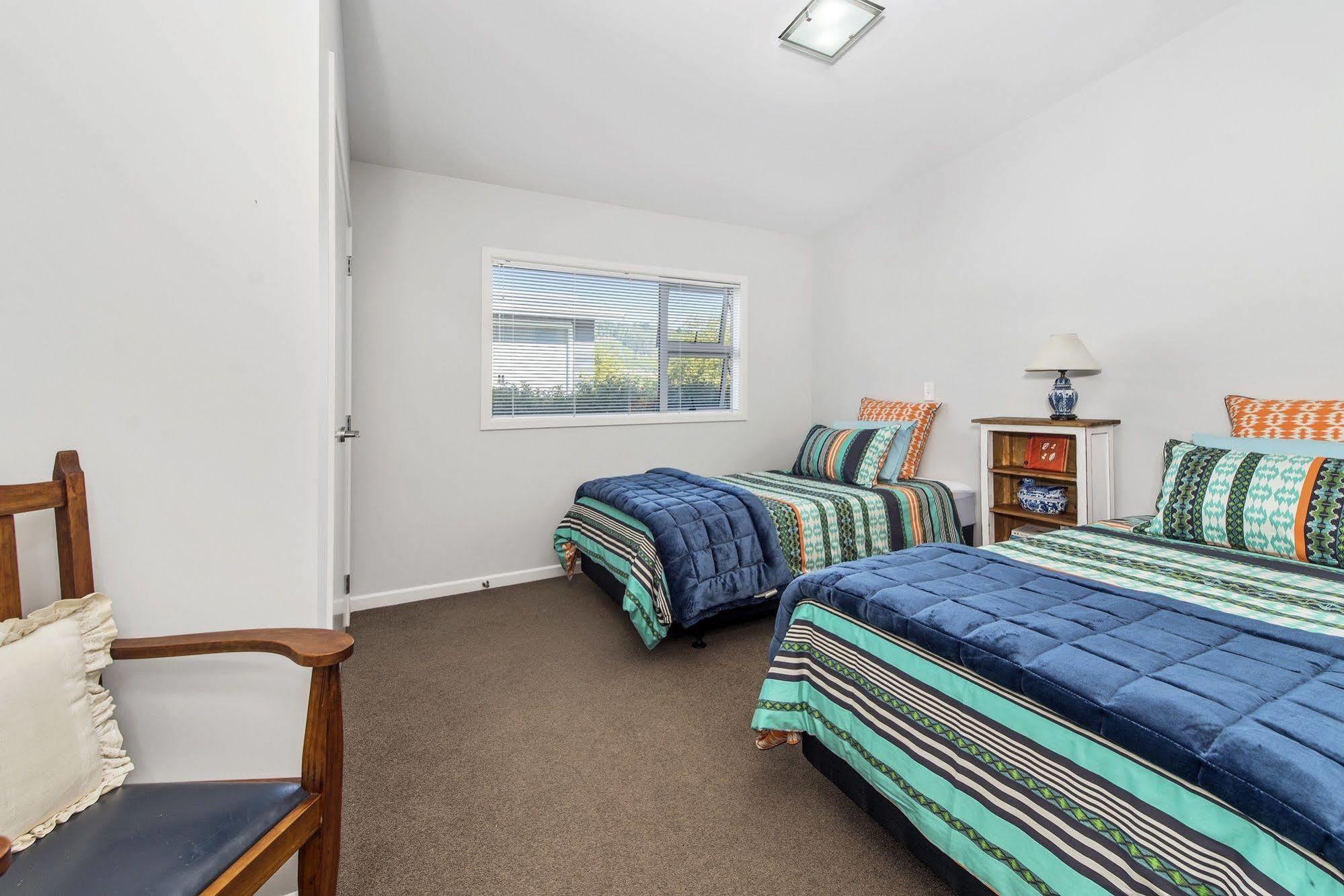 Lupin Lodge Bed & Breakfast Taupo Exterior foto